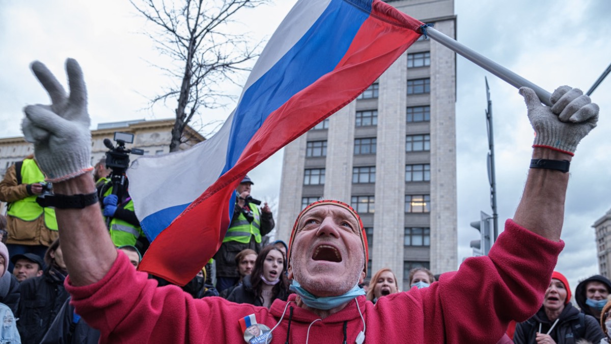 Седой февраль». Как российские пенсионеры протестуют против войны - Полигон