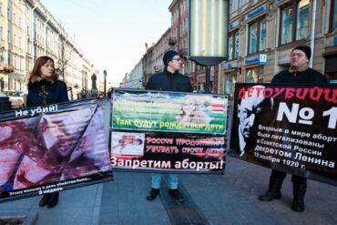Митинг против аборотов в Петербурге. Фото: nau_spb / LiveJournal